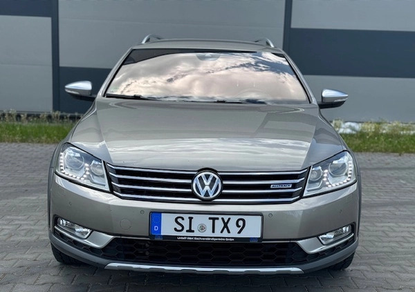 Volkswagen Passat cena 40999 przebieg: 219573, rok produkcji 2012 z Kłodawa małe 562